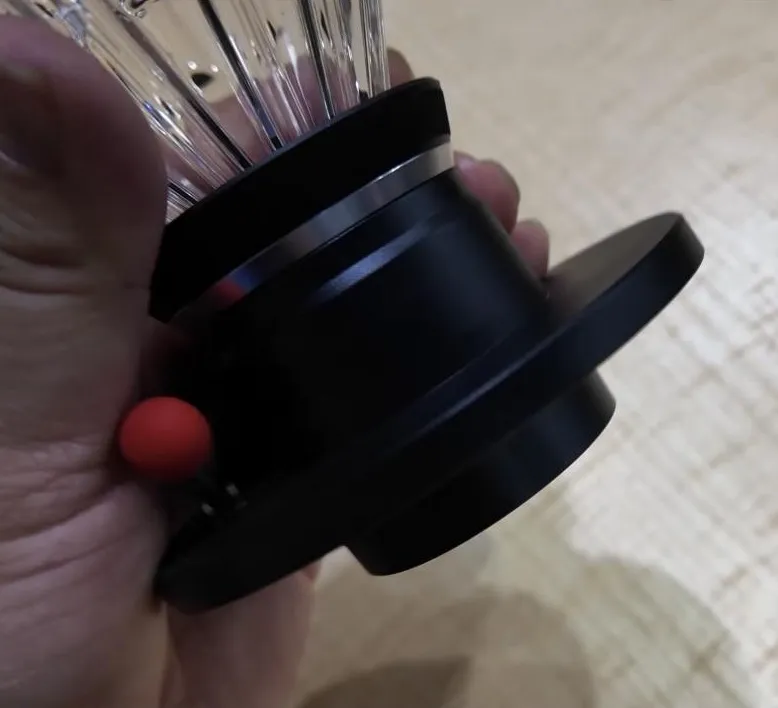 Side view of the Delta base with the dripper attached